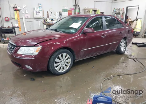 2009 Hyundai Sonata Limited z USA, uszkodzony, nr VIN 5NPEU46C29H521174